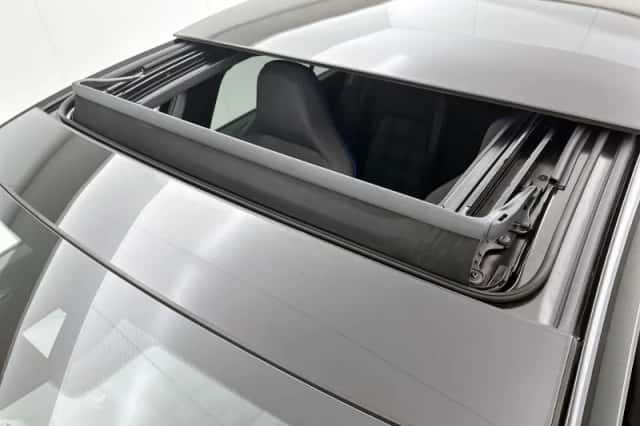 Volkswagen Golf (2024) thumbnail 35