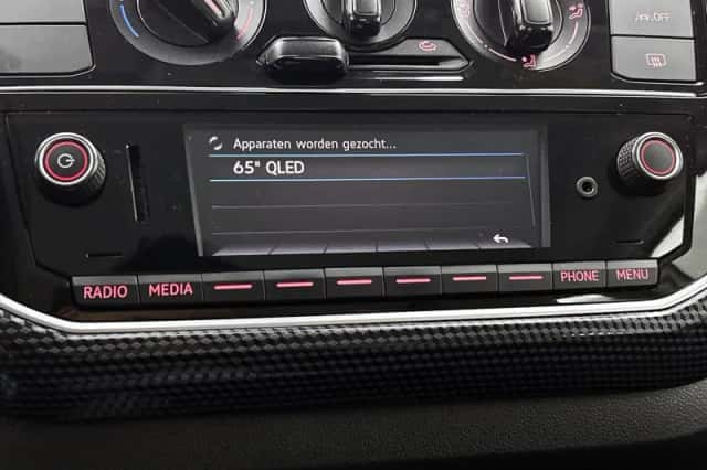 Volkswagen Up! (2020) thumbnail 14