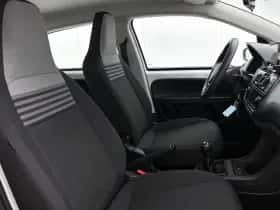 Volkswagen Up! (2020) thumbnail 32