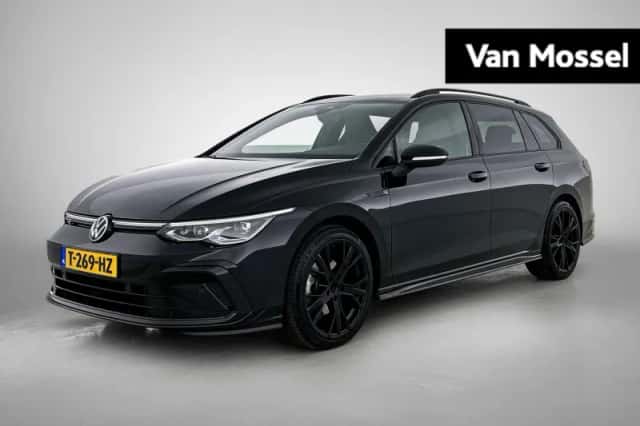 Volkswagen Golf (2023) thumbnail 1