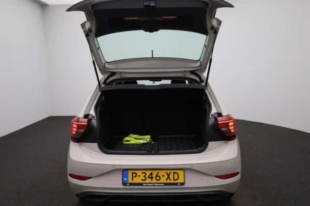 Volkswagen Polo (2022) thumbnail 11