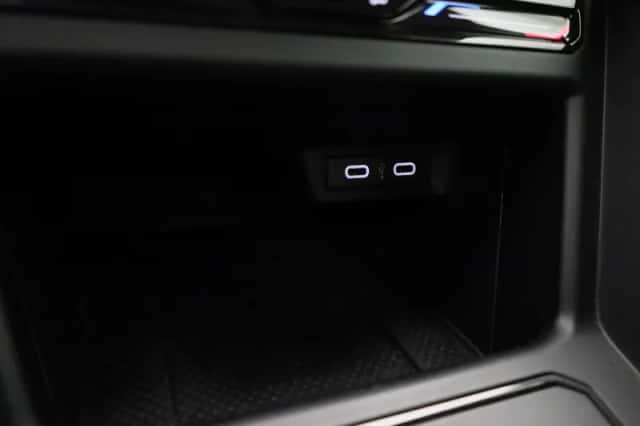 Volkswagen Polo (2022) thumbnail 22