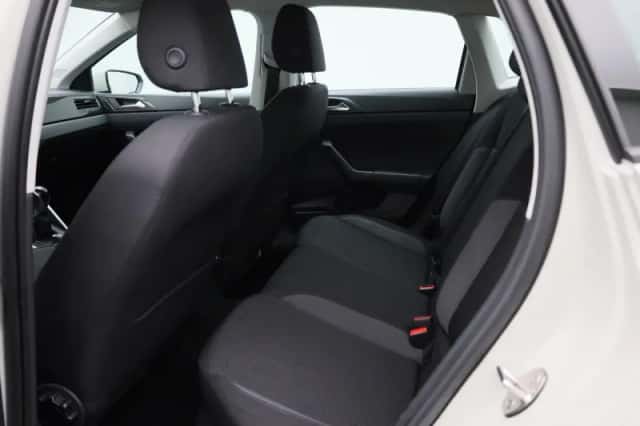 Volkswagen Polo (2022) thumbnail 10