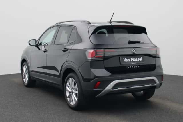 Volkswagen T-Cross (2025) thumbnail 2