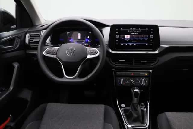Volkswagen T-Cross (2025) thumbnail 6