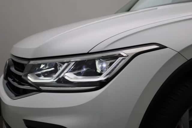 Volkswagen Tiguan (2023) thumbnail 16