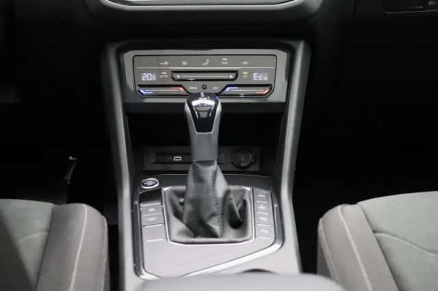 Volkswagen Tiguan (2023) thumbnail 10