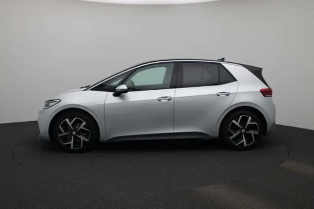 Volkswagen ID.3 (2025) thumbnail 4