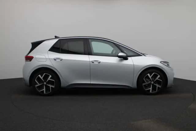Volkswagen ID.3 (2025) thumbnail 6