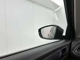 Volkswagen T-Roc (2021) thumbnail 16