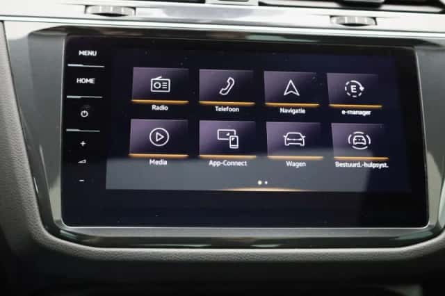 Volkswagen Tiguan (2021) thumbnail 20