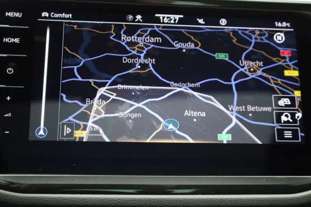 Volkswagen Tiguan (2021) thumbnail 23