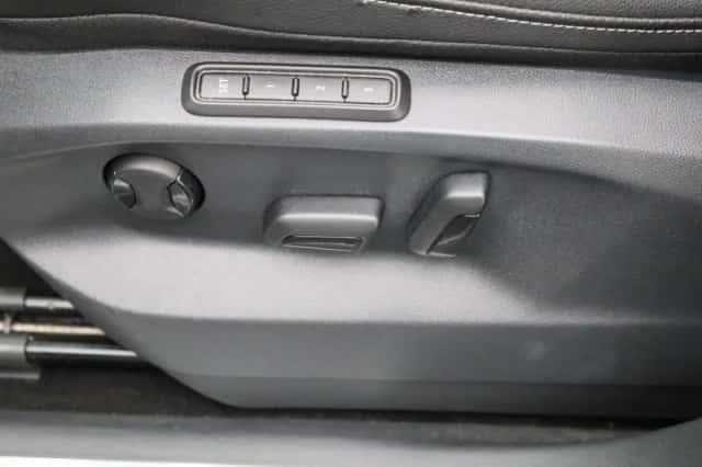 Volkswagen Tiguan (2021) thumbnail 41
