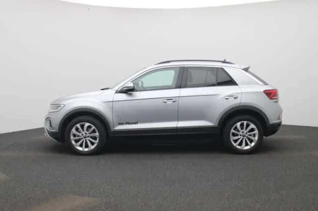 Volkswagen T-Roc (2025) thumbnail 4