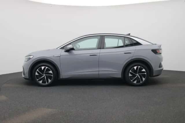 Volkswagen ID.5 (2023) thumbnail 4