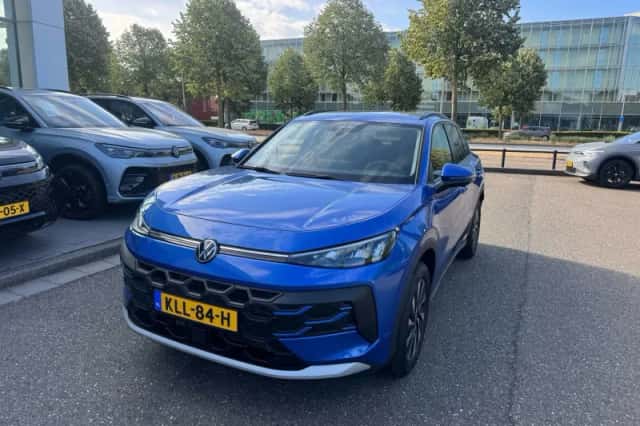 Volkswagen T-Roc (2026) thumbnail 2