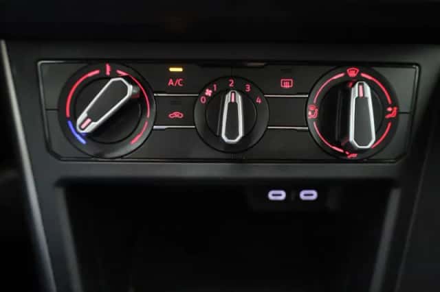Volkswagen Polo (2021) thumbnail 22