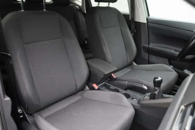 Volkswagen Polo (2021) thumbnail 32