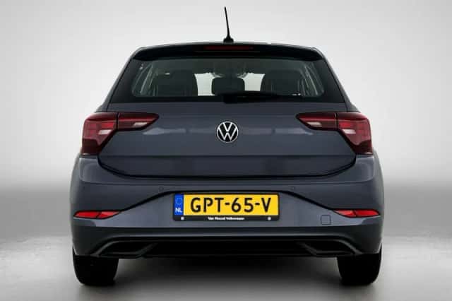 Volkswagen Polo (2022) thumbnail 2