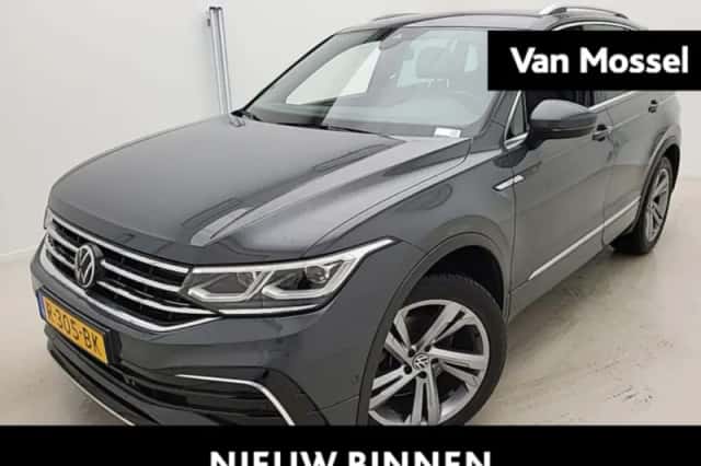 Volkswagen Tiguan (2022) thumbnail 1