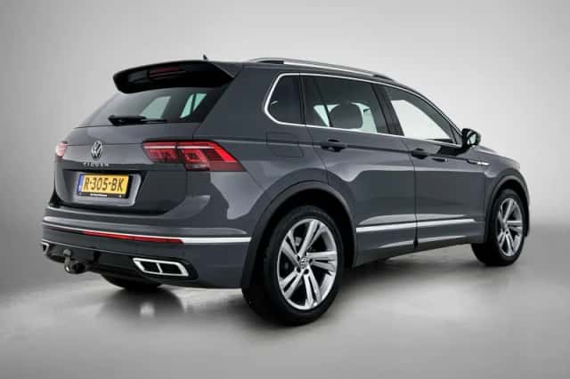 Volkswagen Tiguan (2022) thumbnail 4