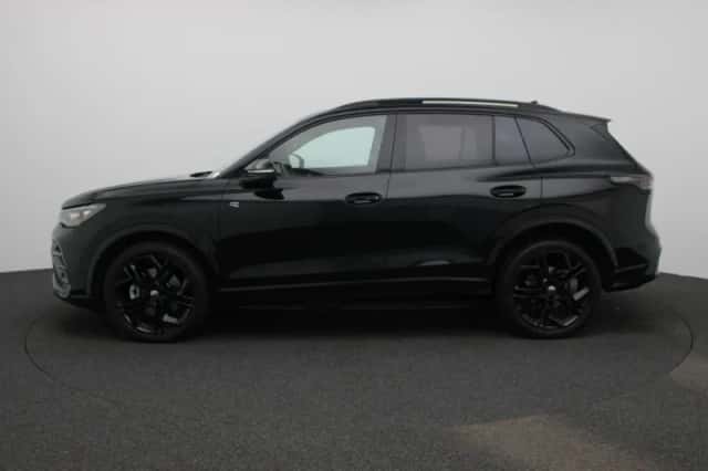 Volkswagen Tiguan (2025) thumbnail 4