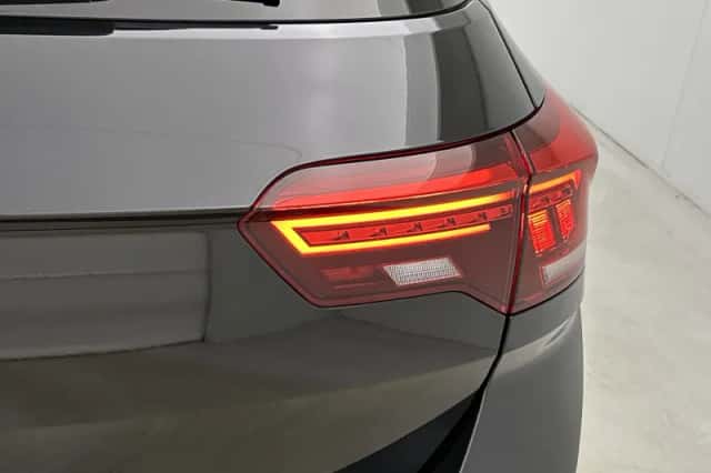 Volkswagen T-Roc (2019) thumbnail 17