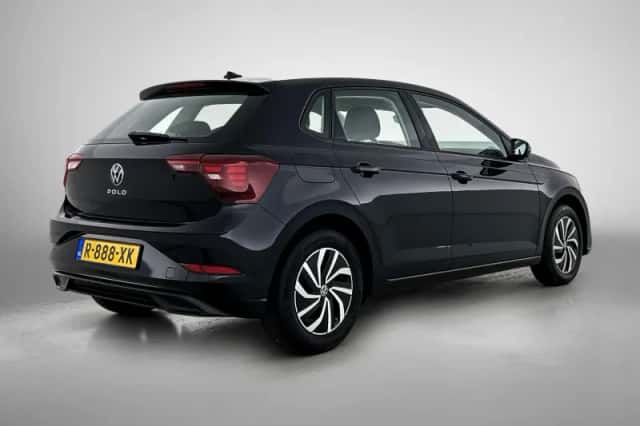 Volkswagen Polo (2022) thumbnail 4