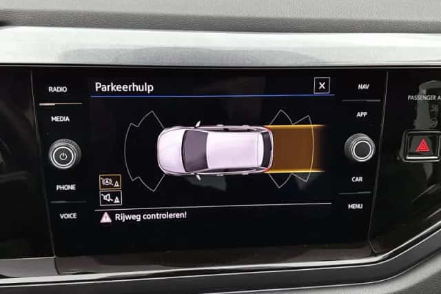 Volkswagen Polo (2022) thumbnail 11