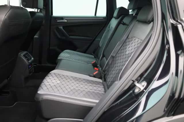 Volkswagen Tiguan (2022) thumbnail 12