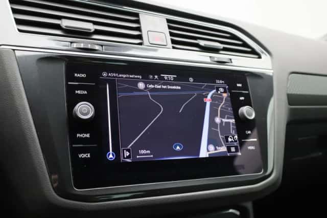 Volkswagen Tiguan (2022) thumbnail 18