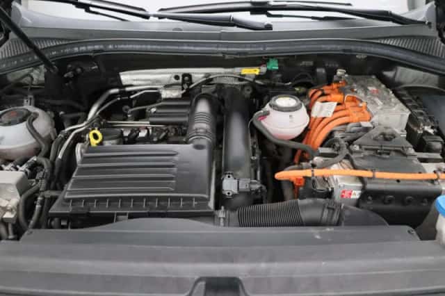 Volkswagen Tiguan (2022) thumbnail 36