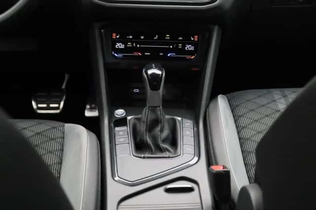 Volkswagen Tiguan (2022) thumbnail 9
