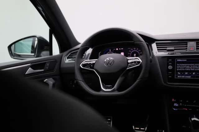 Volkswagen Tiguan (2022) thumbnail 10