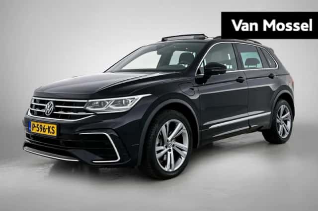 Volkswagen Tiguan (2022) thumbnail 1