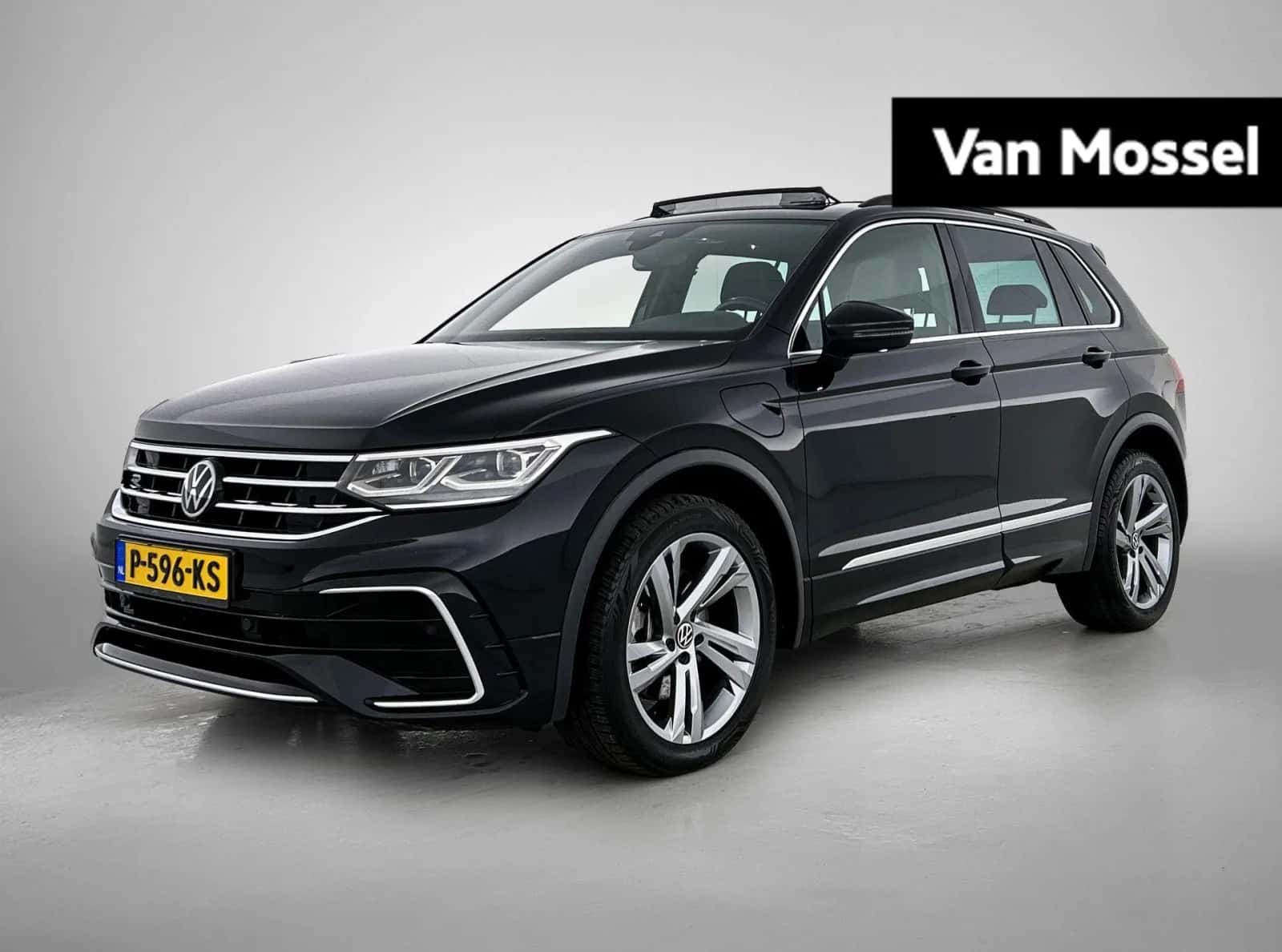 Volkswagen Tiguan (2022) — foto 1