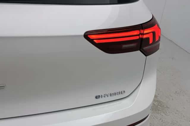 Volkswagen Golf (2025) thumbnail 14