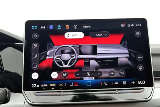 Volkswagen Golf (2025) thumbnail 24