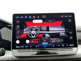 Volkswagen Golf (2025) thumbnail 24