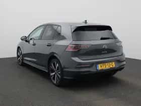 Volkswagen Golf (2025) thumbnail 2
