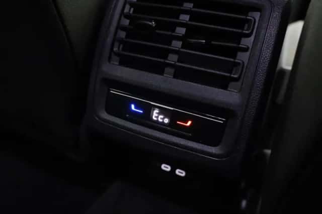 Volkswagen Golf (2025) thumbnail 39