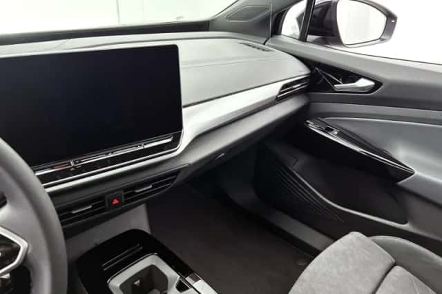 Volkswagen ID.4 (2026) thumbnail 6
