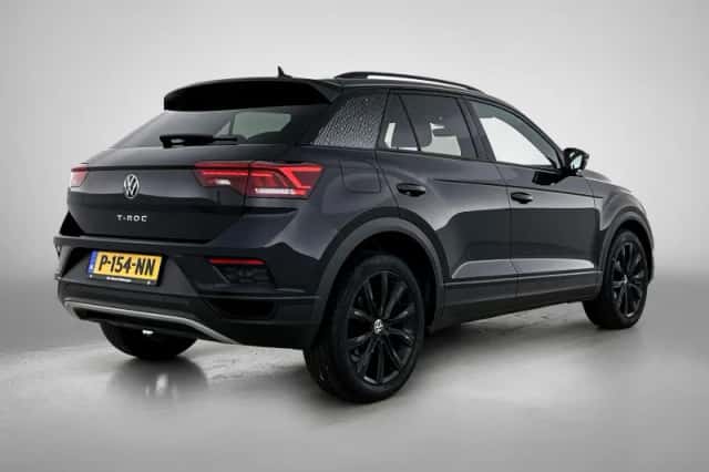 Volkswagen T-Roc (2021) thumbnail 4