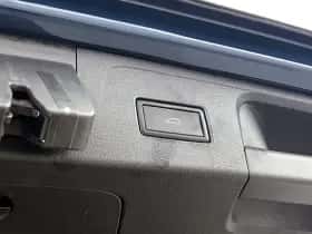 Volkswagen Passat (2021) thumbnail 24