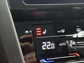Volkswagen Passat (2021) thumbnail 8