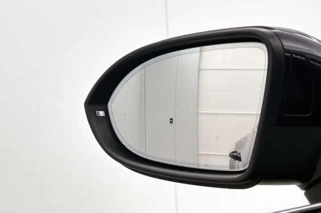 Volkswagen Arteon (2022) thumbnail 17