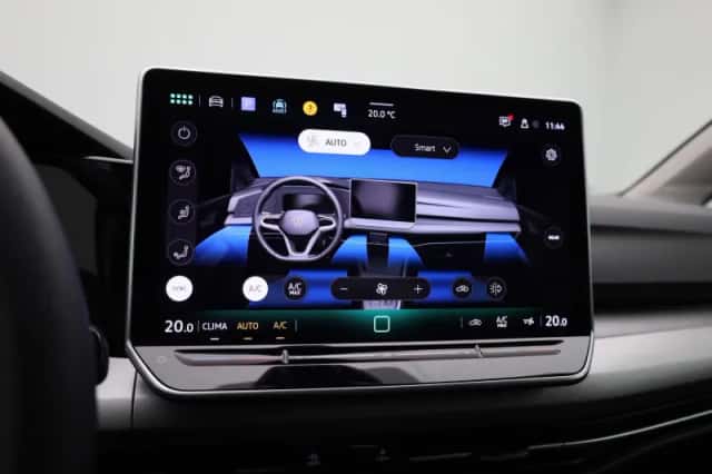 Volkswagen Golf (2025) thumbnail 20