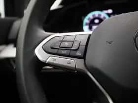 Volkswagen Golf (2025) thumbnail 24