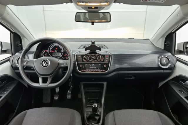 Volkswagen Up! (2021) thumbnail 18