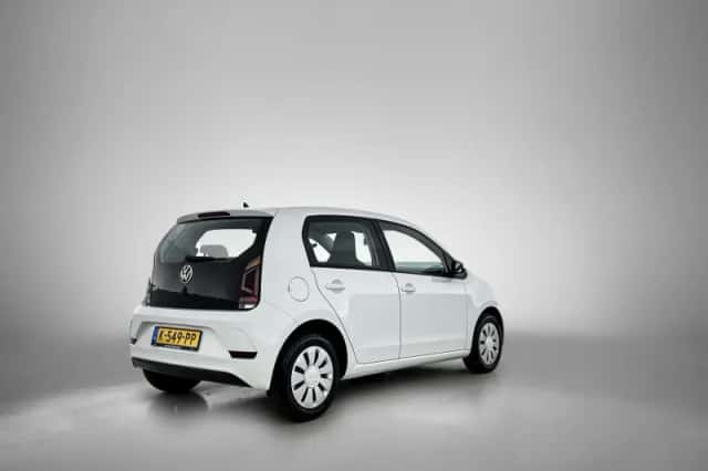 Volkswagen Up! (2021) thumbnail 4